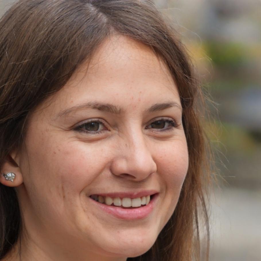 Kira Thornfield, Senior Network Consultant with over 15 years of enterprise networking experience